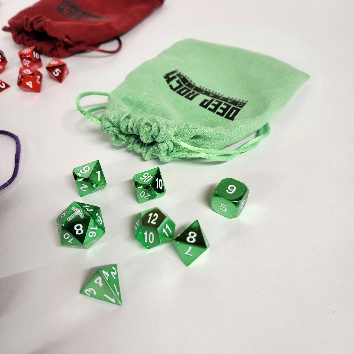 Deep Rock Galactic 7-pc Dice Set – Lizard Doggo